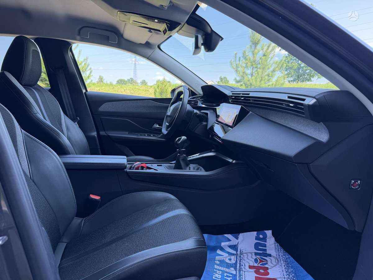 Peugeot 308, 1.2 l., Универсал