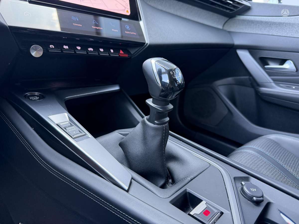 Peugeot 308, 1.2 l., Универсал