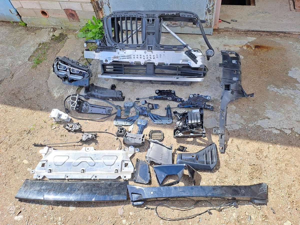 BMW X3 body parts