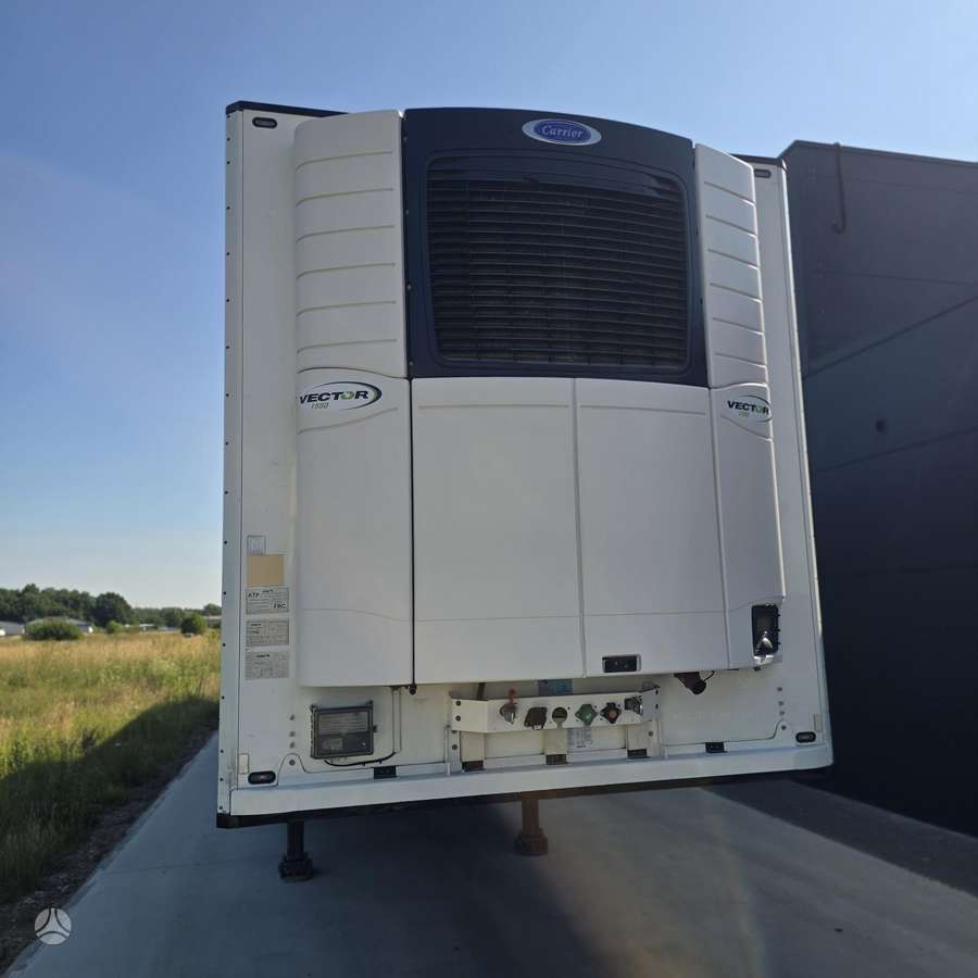 Schmitz SKO24 Carrier Vector 1550 11000h, refrigerated