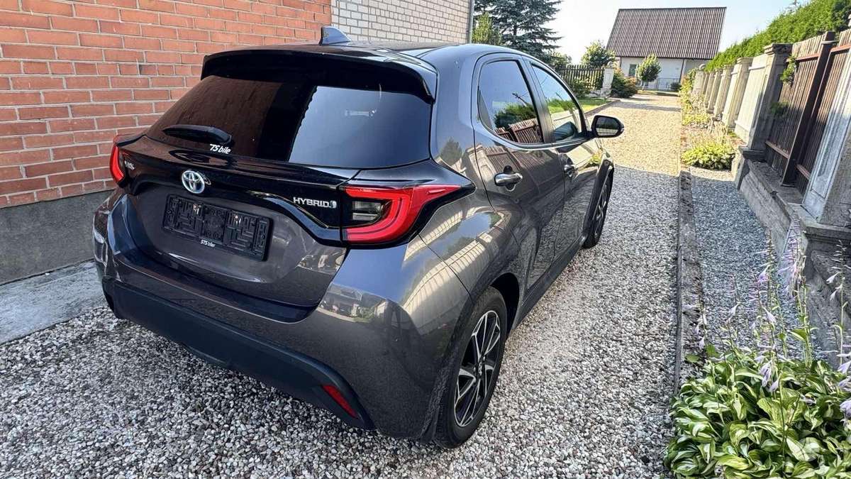 Toyota Yaris - 2