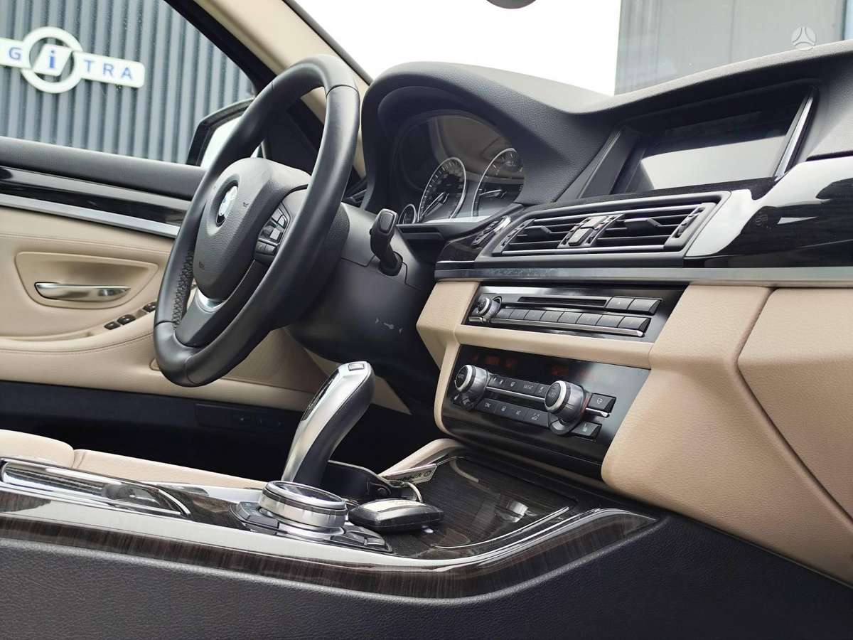 BMW 525, 2.0 l., wagon