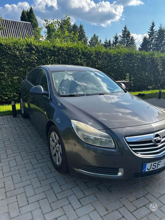 Opel Insignia, 2.0 l., Хэтчбек