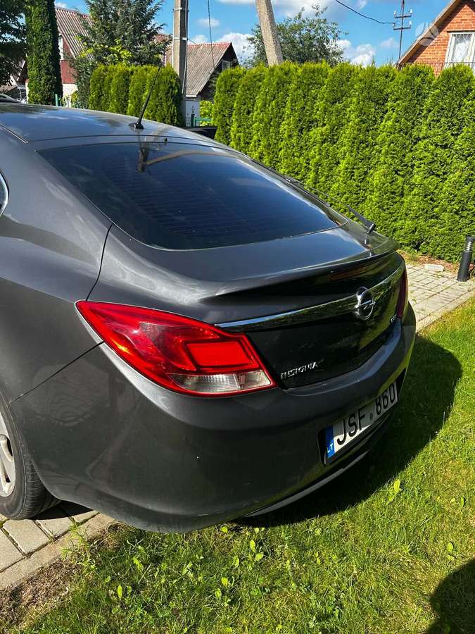 Opel Insignia, 2.0 l., Хэтчбек