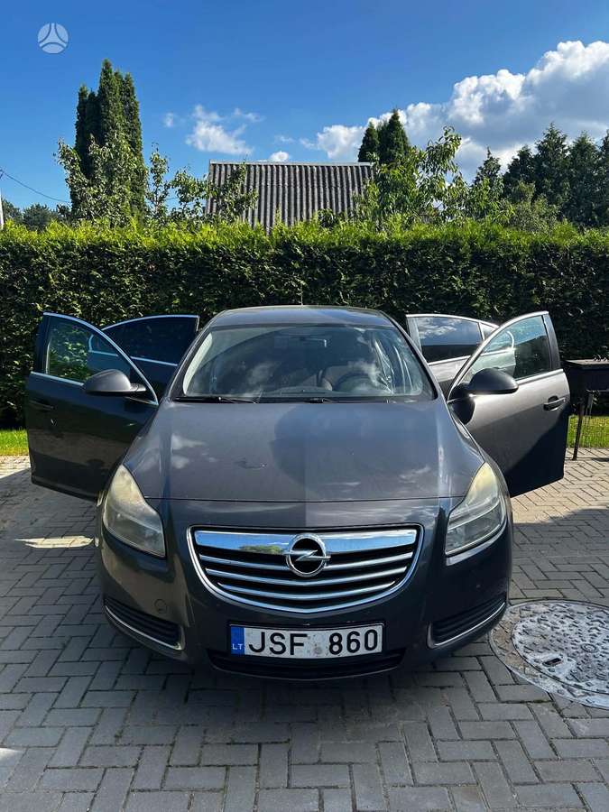 Opel Insignia, 2.0 l., Хэтчбек