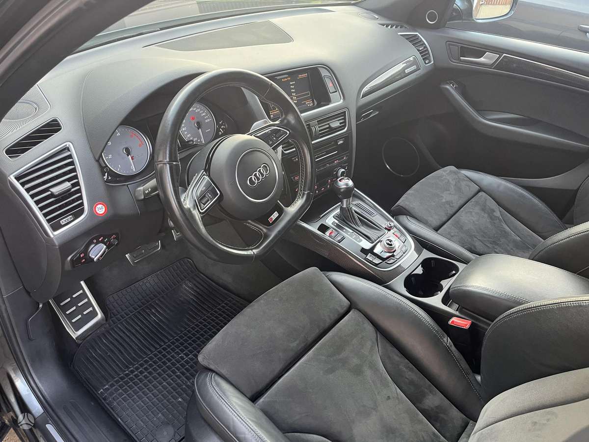 Audi SQ5, 3.0 l., off-road / crossover