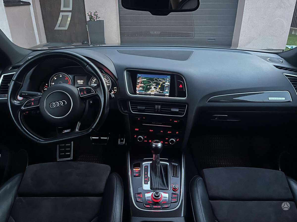 Audi SQ5, 3.0 l., off-road / crossover