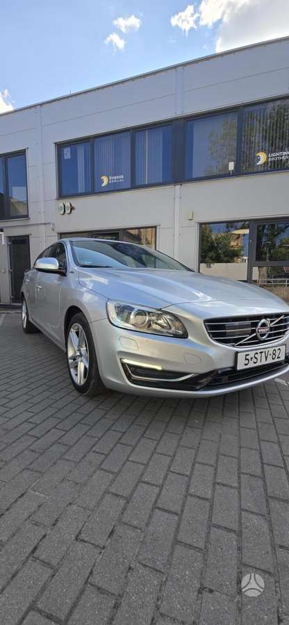 Volvo V60 - 3
