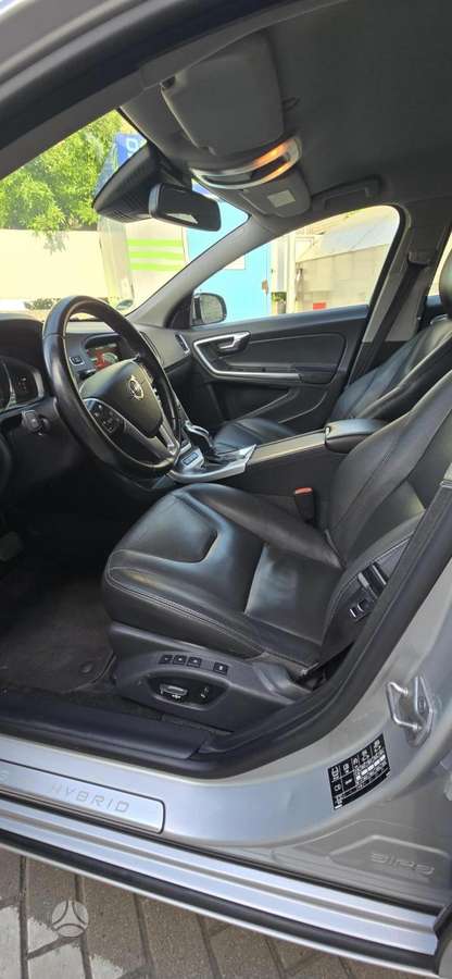 Volvo V60 - 12