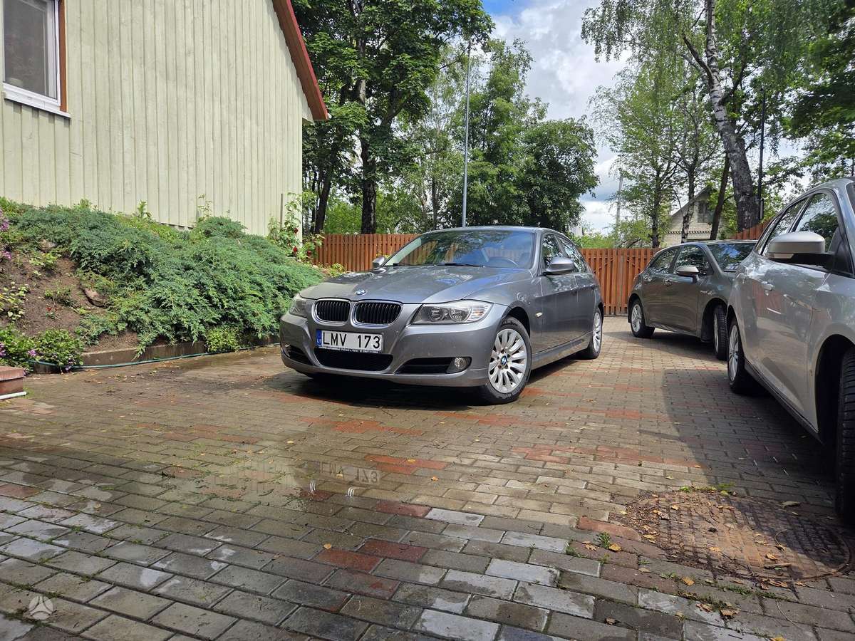 BMW 318, 2.0 l., Седан
