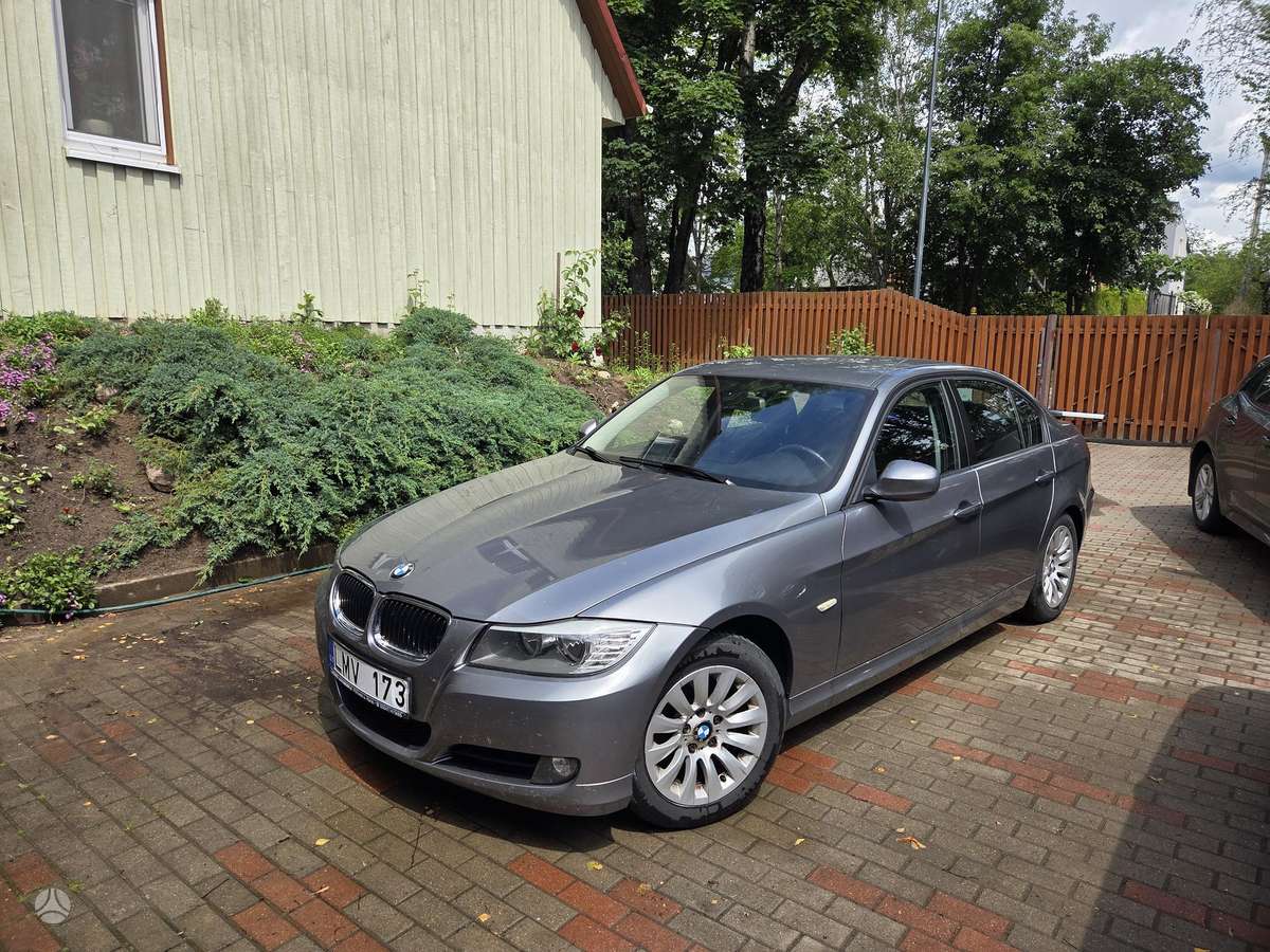 BMW 318, 2.0 l., Седан