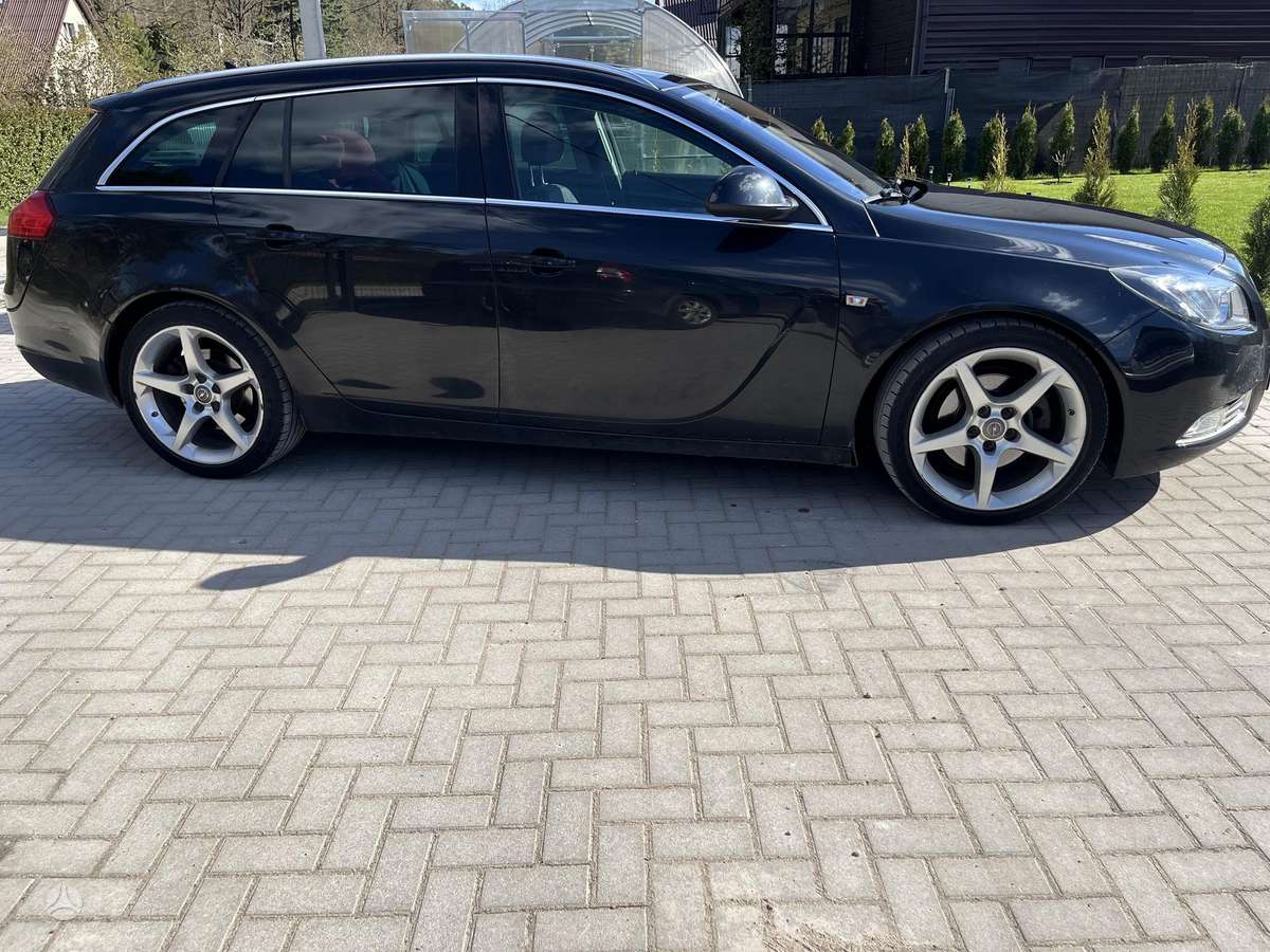 Opel Insignia, 2.0 l., Универсал
