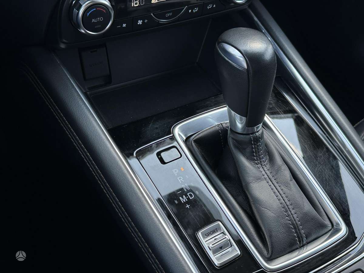 Mazda CX-5, 2.5 l., off-road / crossover