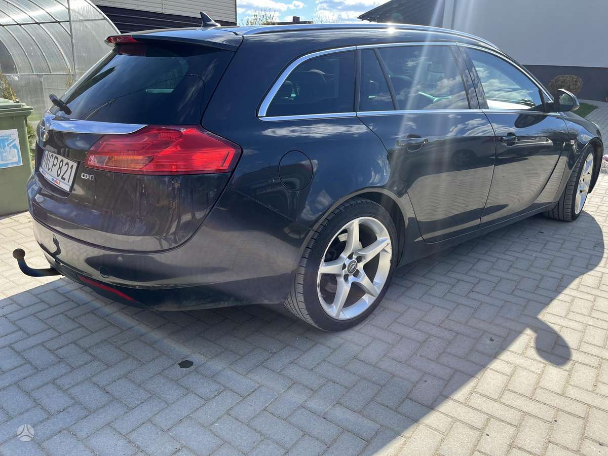 Opel Insignia, 2.0 l., Универсал