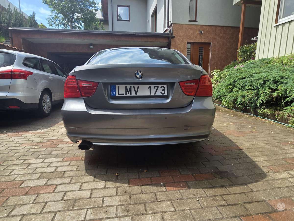 BMW 318, 2.0 l., Седан