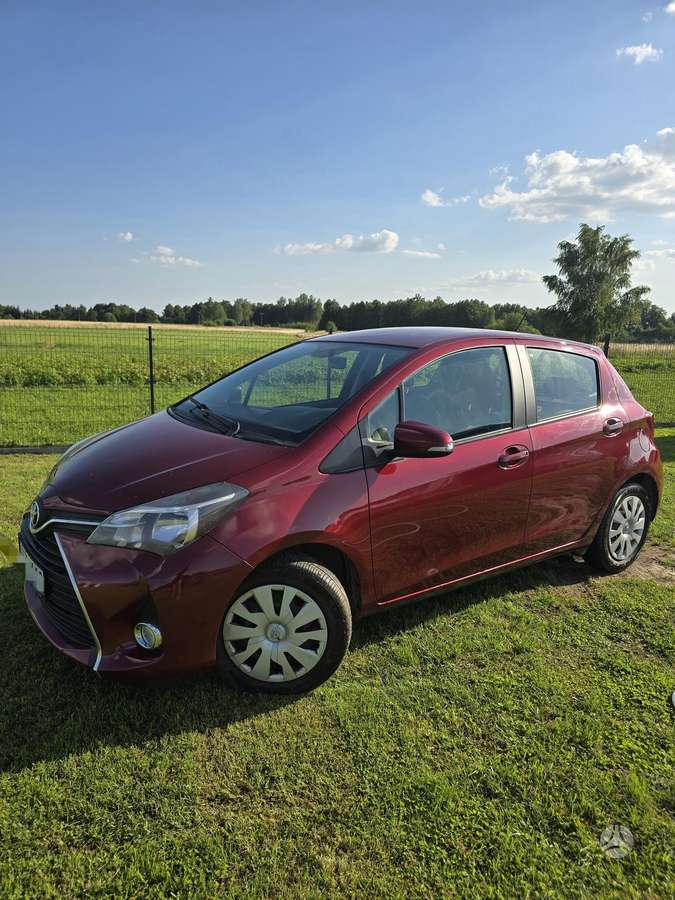 Toyota Yaris - 1
