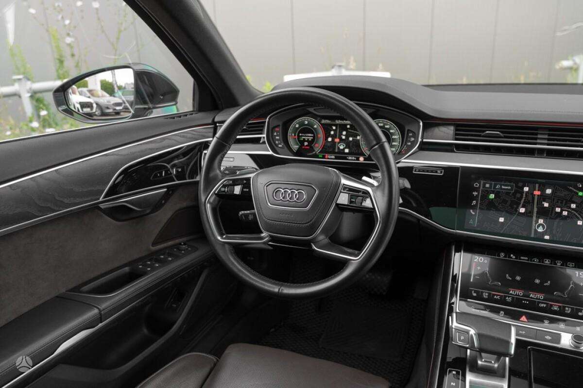 Audi A8 L, 3.0 l., Седан