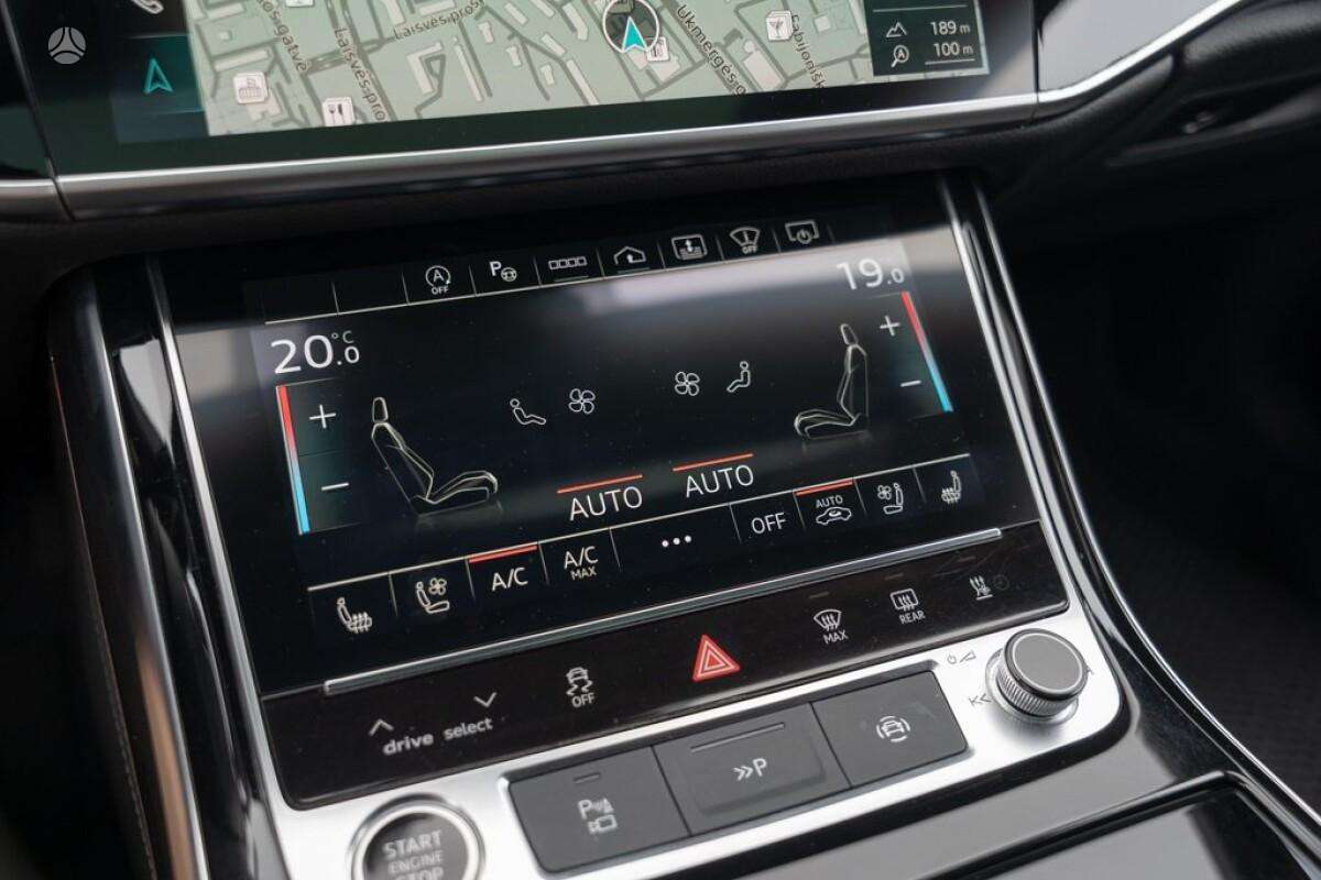 Audi A8 L, 3.0 l., Седан