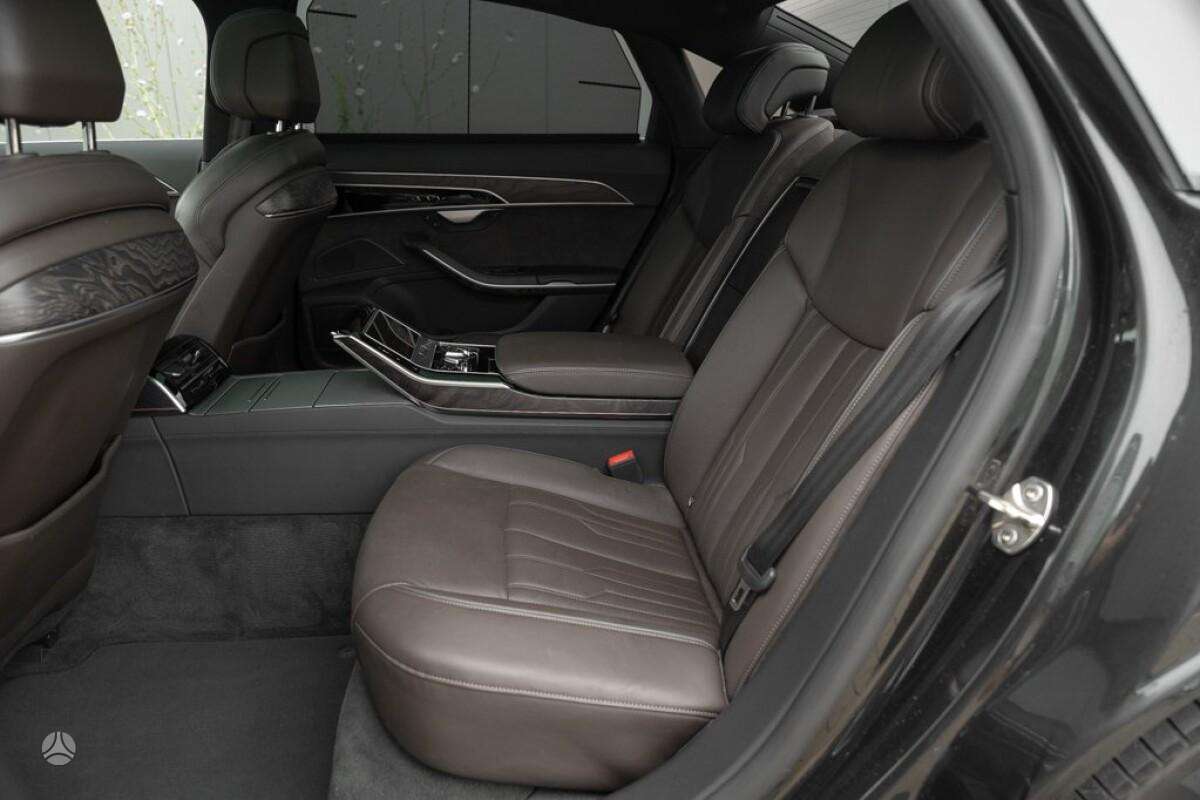 Audi A8 L, 3.0 l., Седан