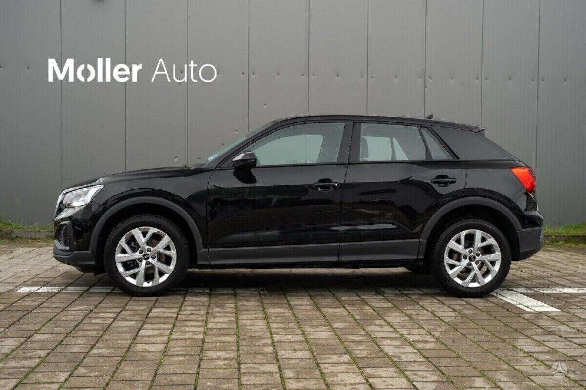 Audi Q2, 1.5 l., off-road / crossover