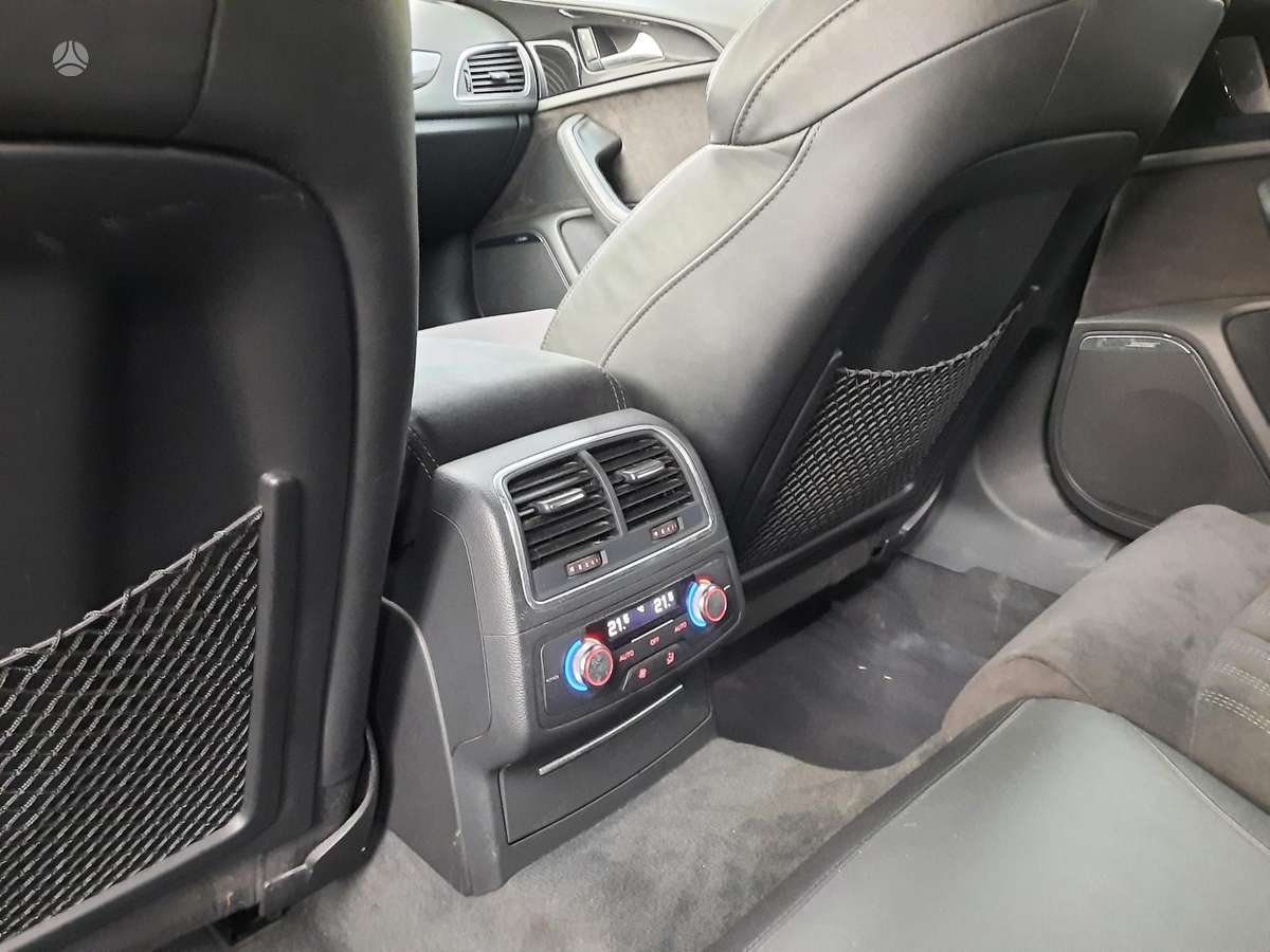 Audi A6 allroad, 3.0 l., Универсал