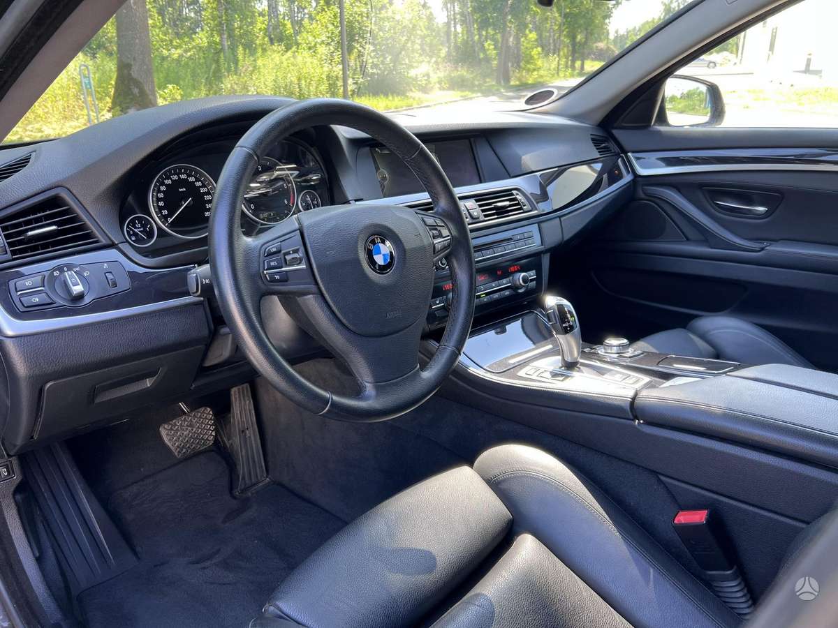 BMW 525, 2.0 l., Универсал