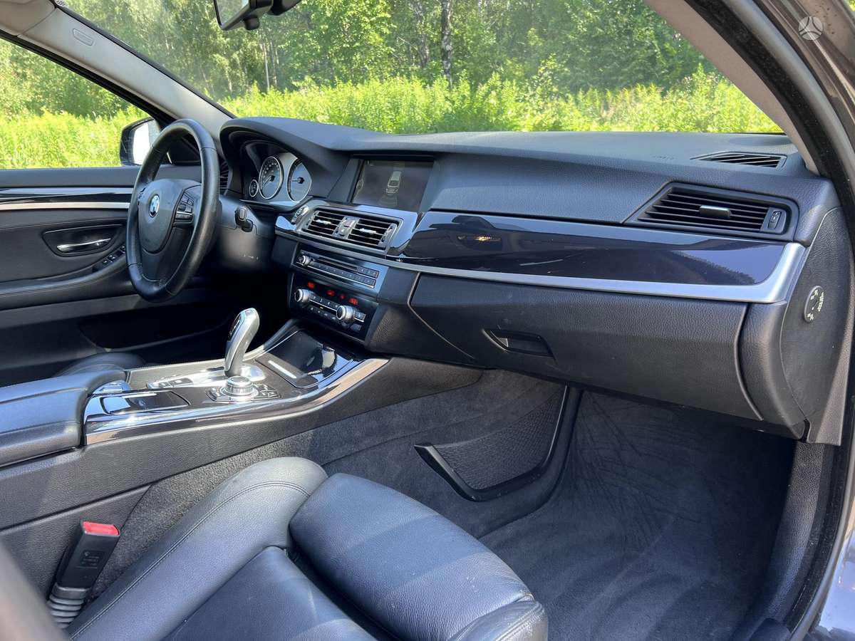 BMW 525, 2.0 l., Универсал