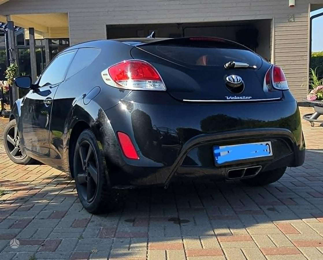 Hyundai Veloster, 1.6 l., hatchback