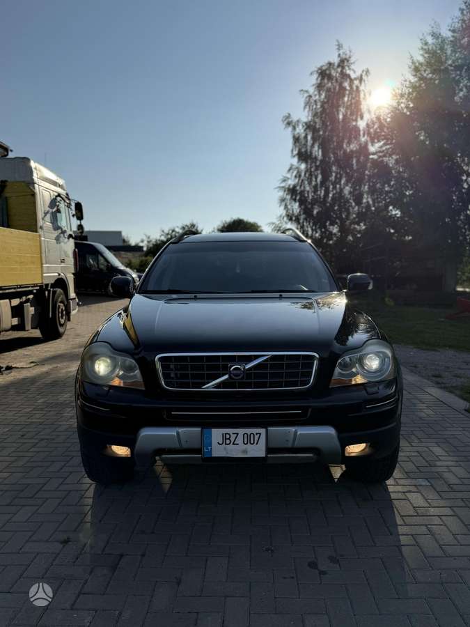 Volvo XC90 - 2