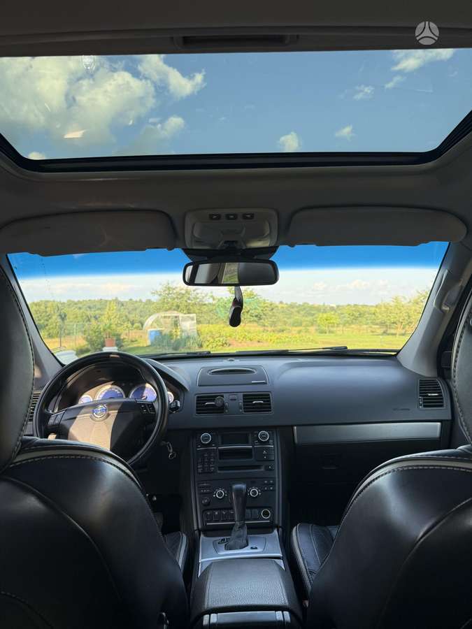 Volvo XC90 - 7