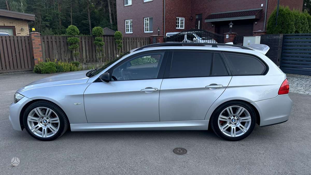 BMW 325, 3.0 l., wagon