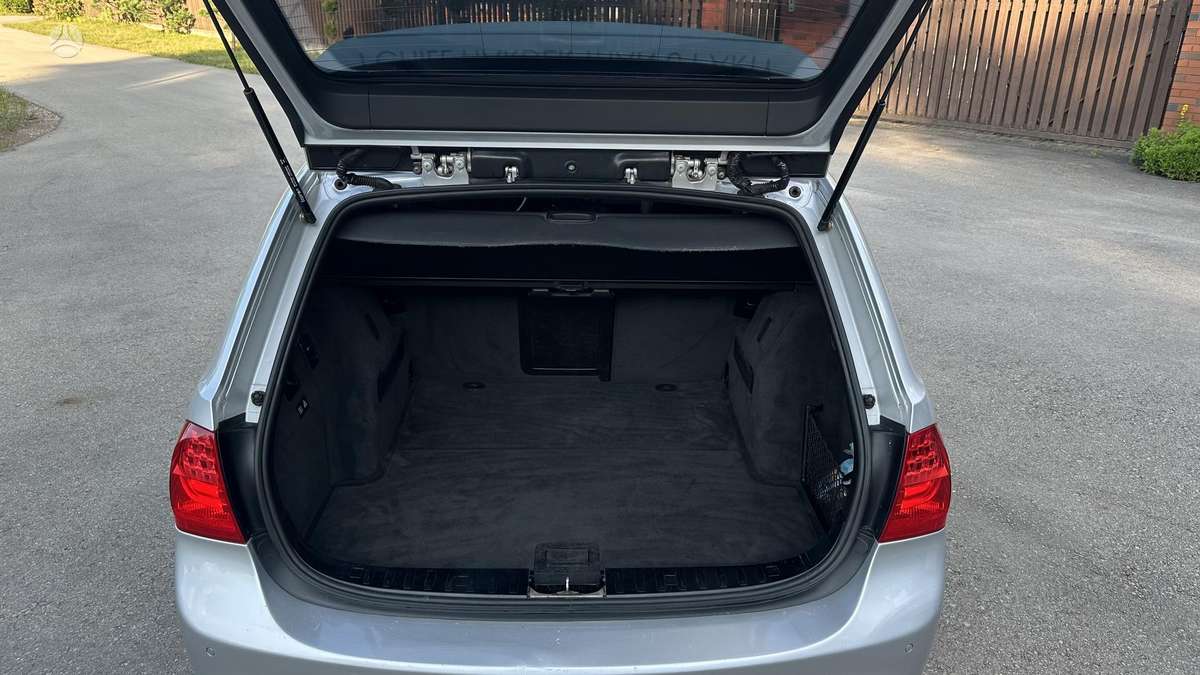 BMW 325, 3.0 l., Универсал