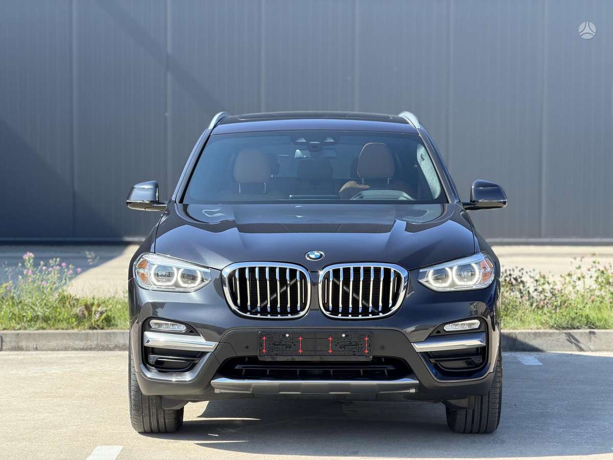 BMW X3, 2.0 l., off-road / crossover