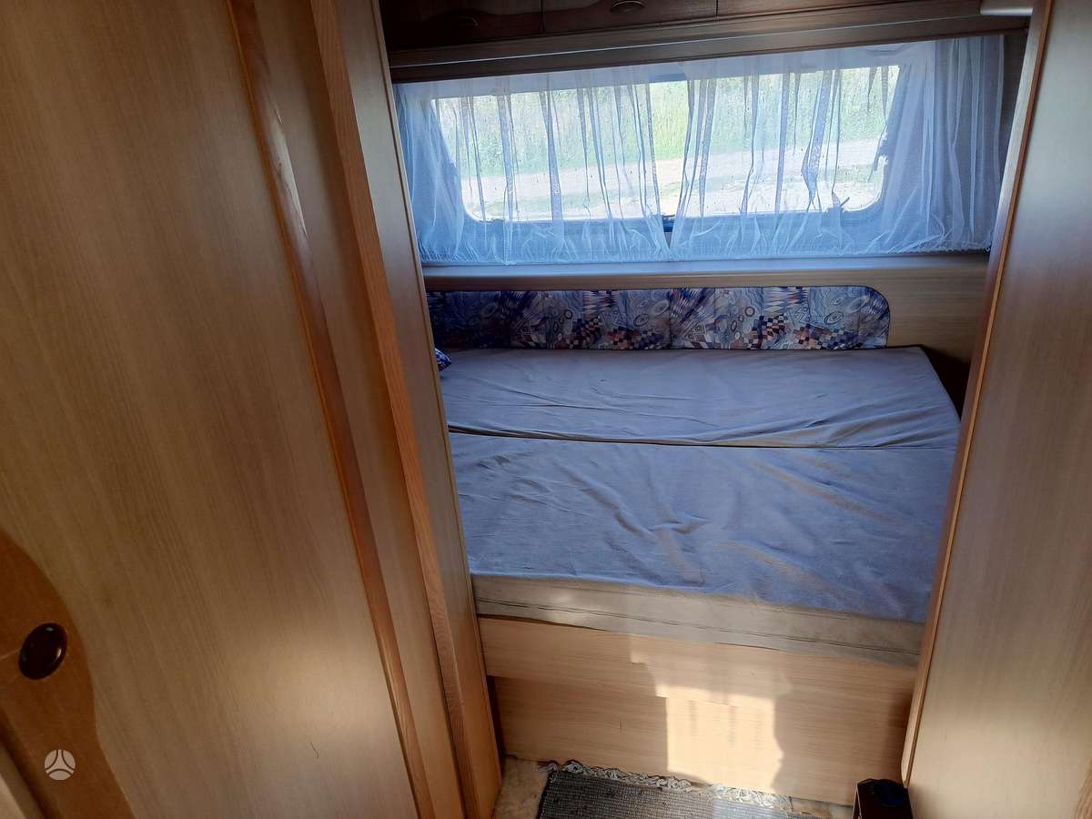 Knaus ADRIA 430, kemperis