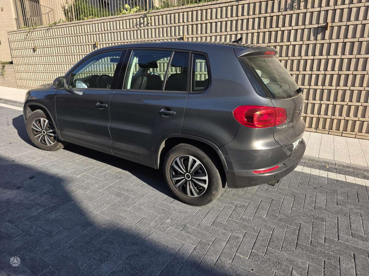 Volkswagen Tiguan - 3