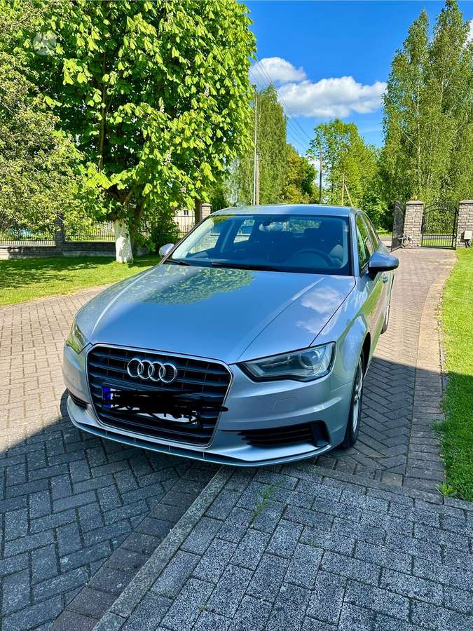 Audi A3, 1.6 l., Седан