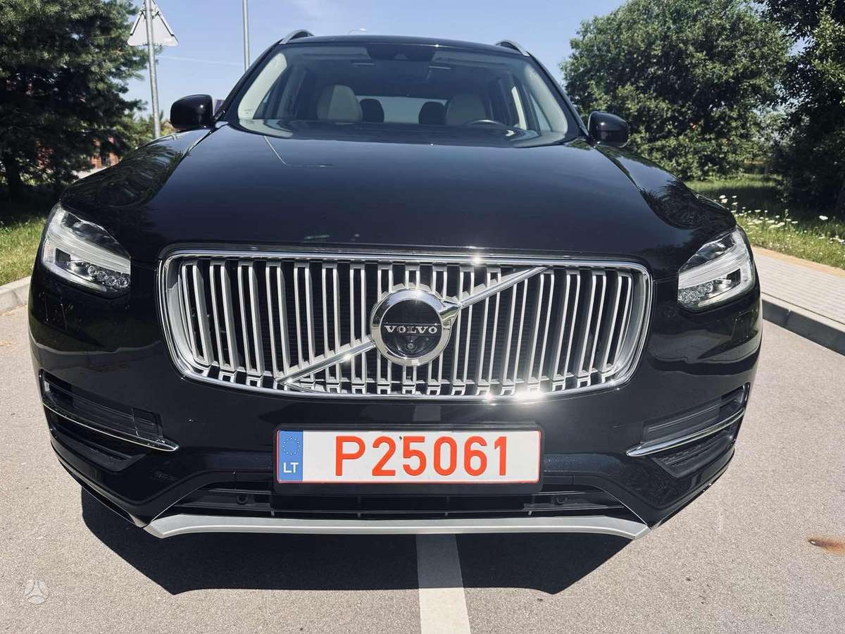 Volvo XC90 - 2