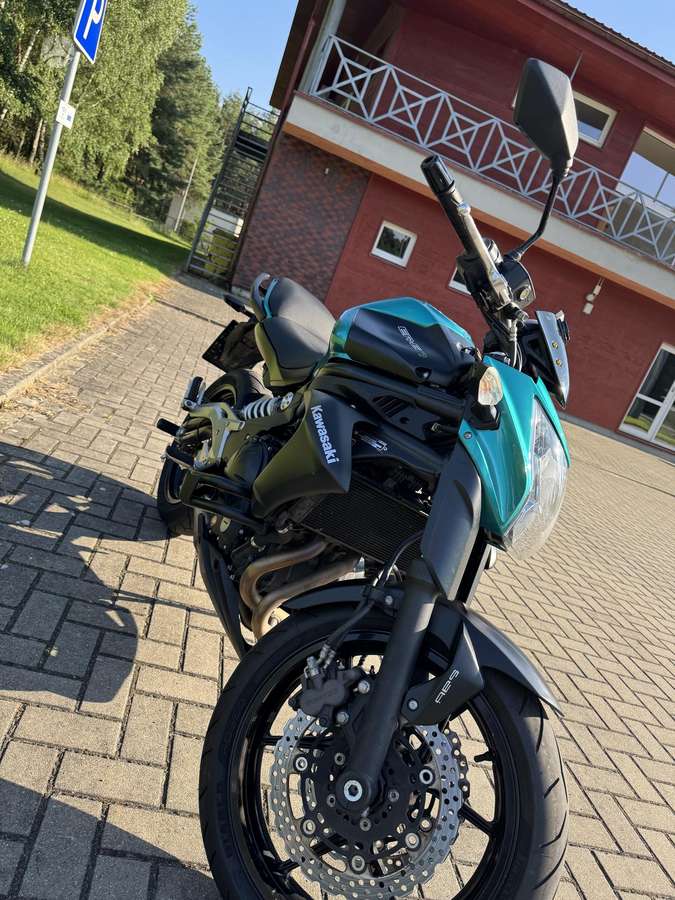 Kawasaki ER 650cc, street / classic