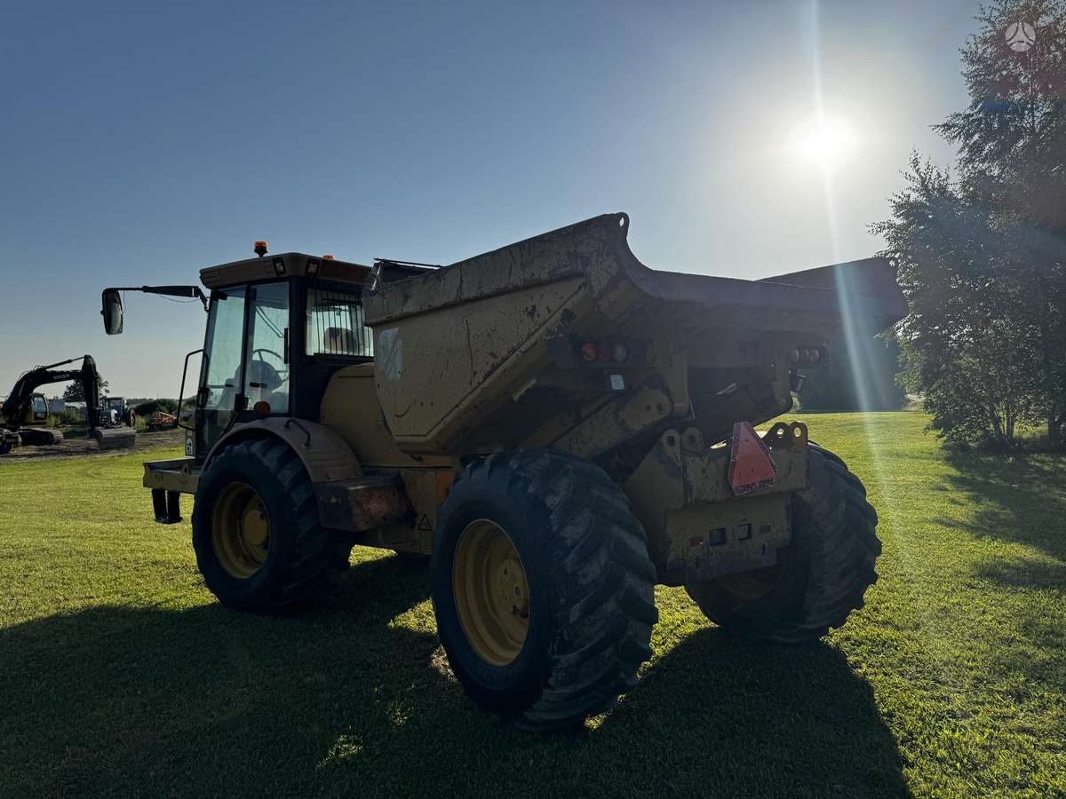 Hydrema 912C, dumpers / tippers