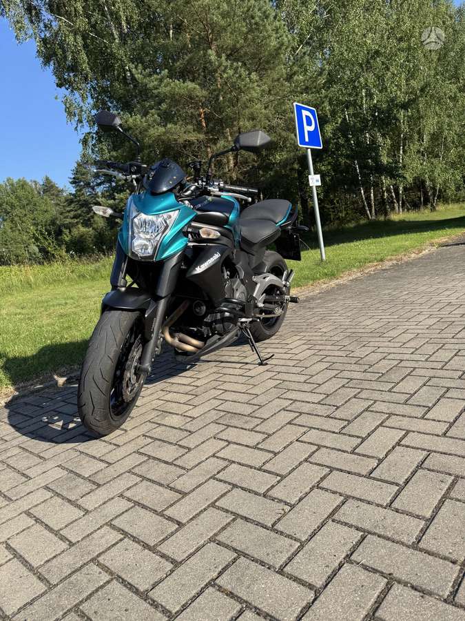 Kawasaki ER 650cc, street / classic