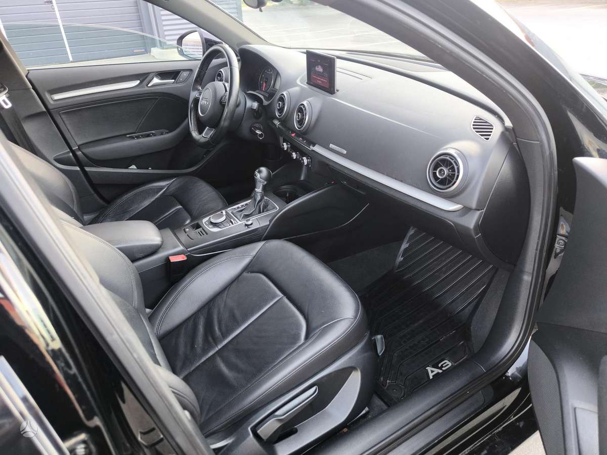 Audi A3, 2.0 l., Седан