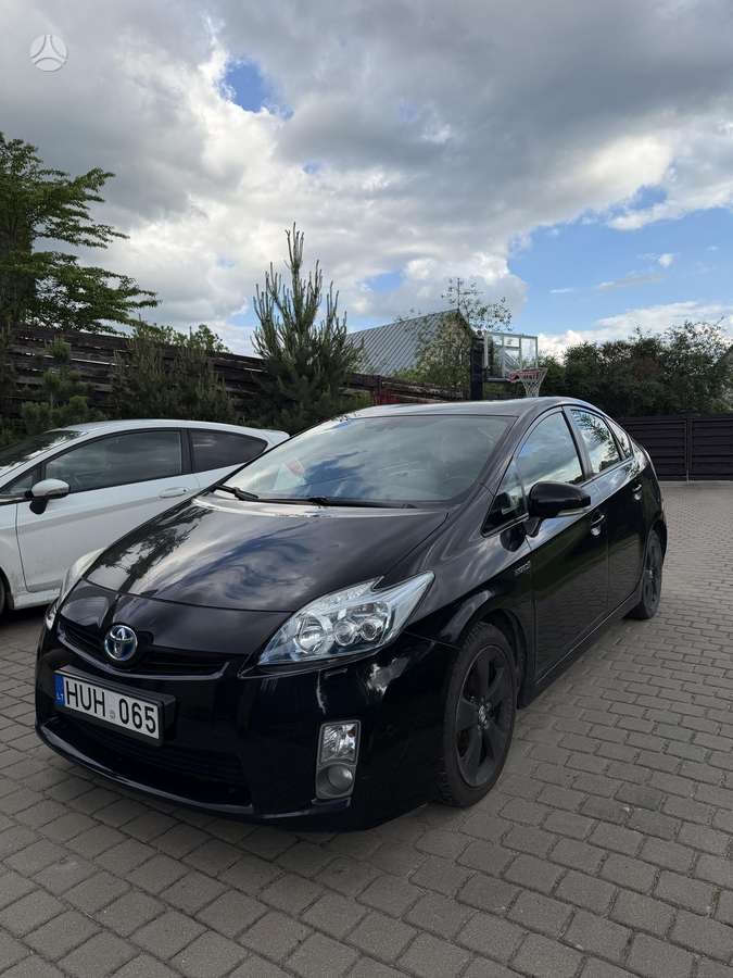 Toyota Prius - 1