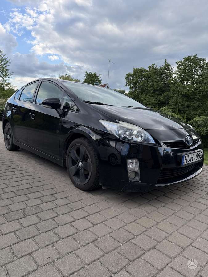 Toyota Prius - 2
