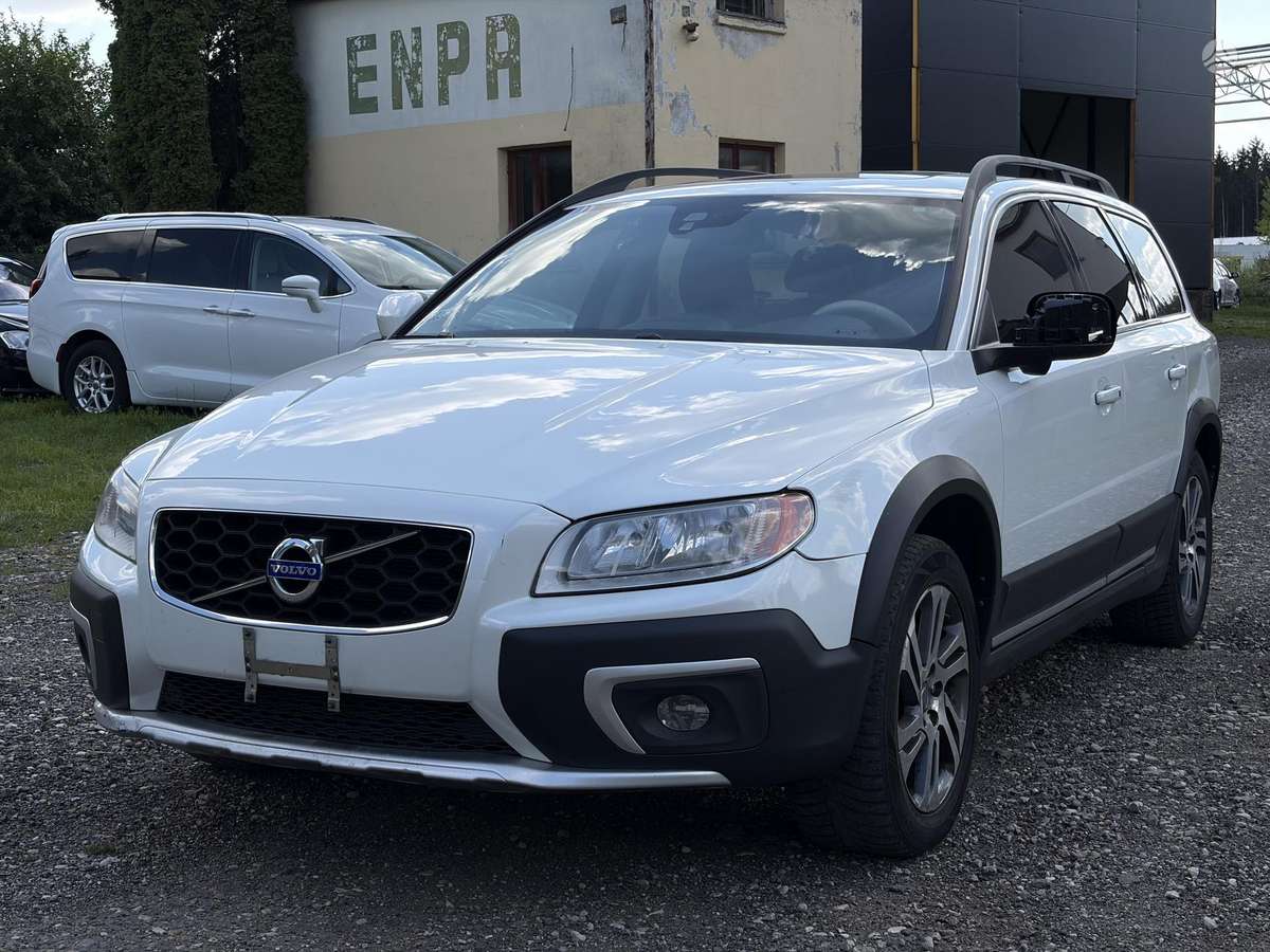 Volvo XC70 - 4