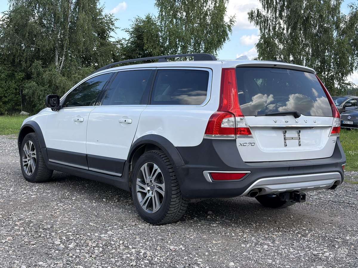 Volvo XC70 - 7