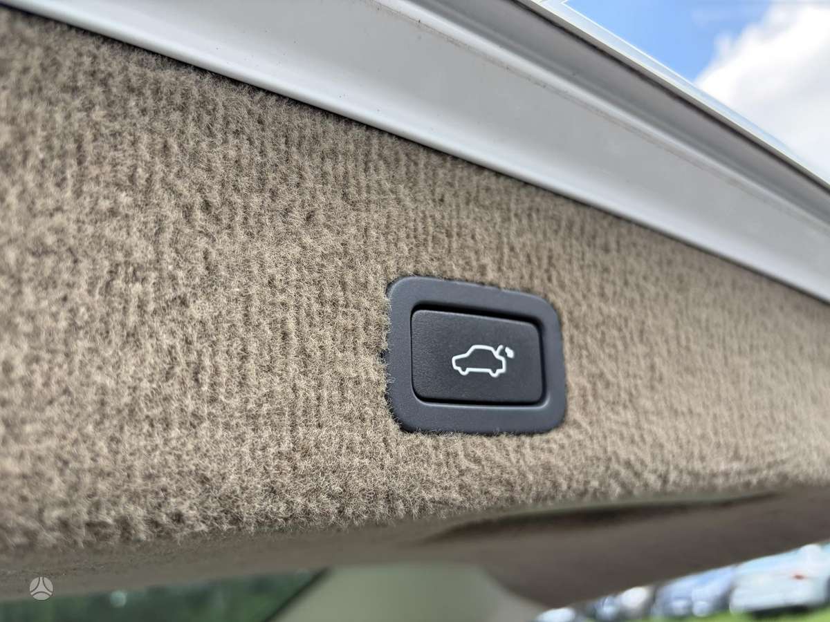 Volvo XC70, 2.0 l., wagon