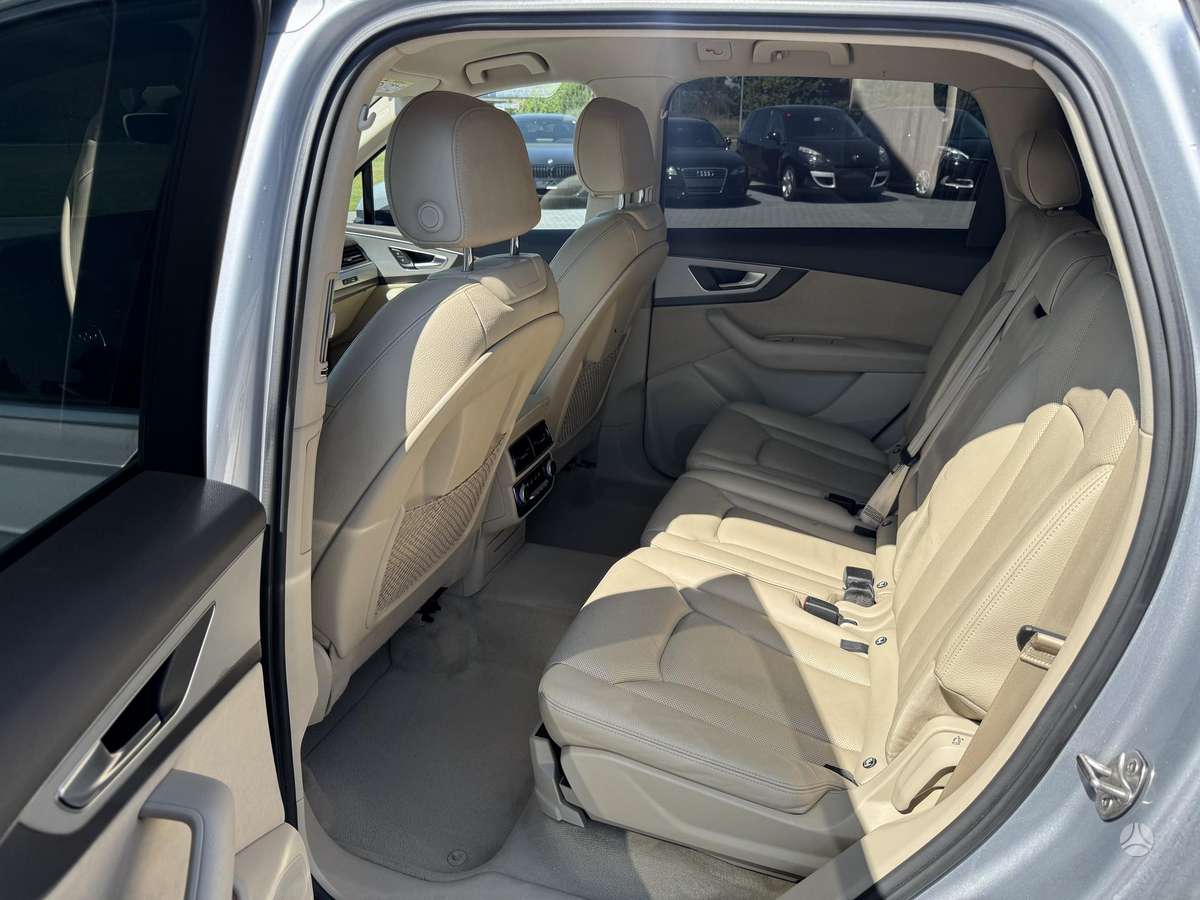 Audi Q7, 3.0 l., Внедорожник / Кроссовер