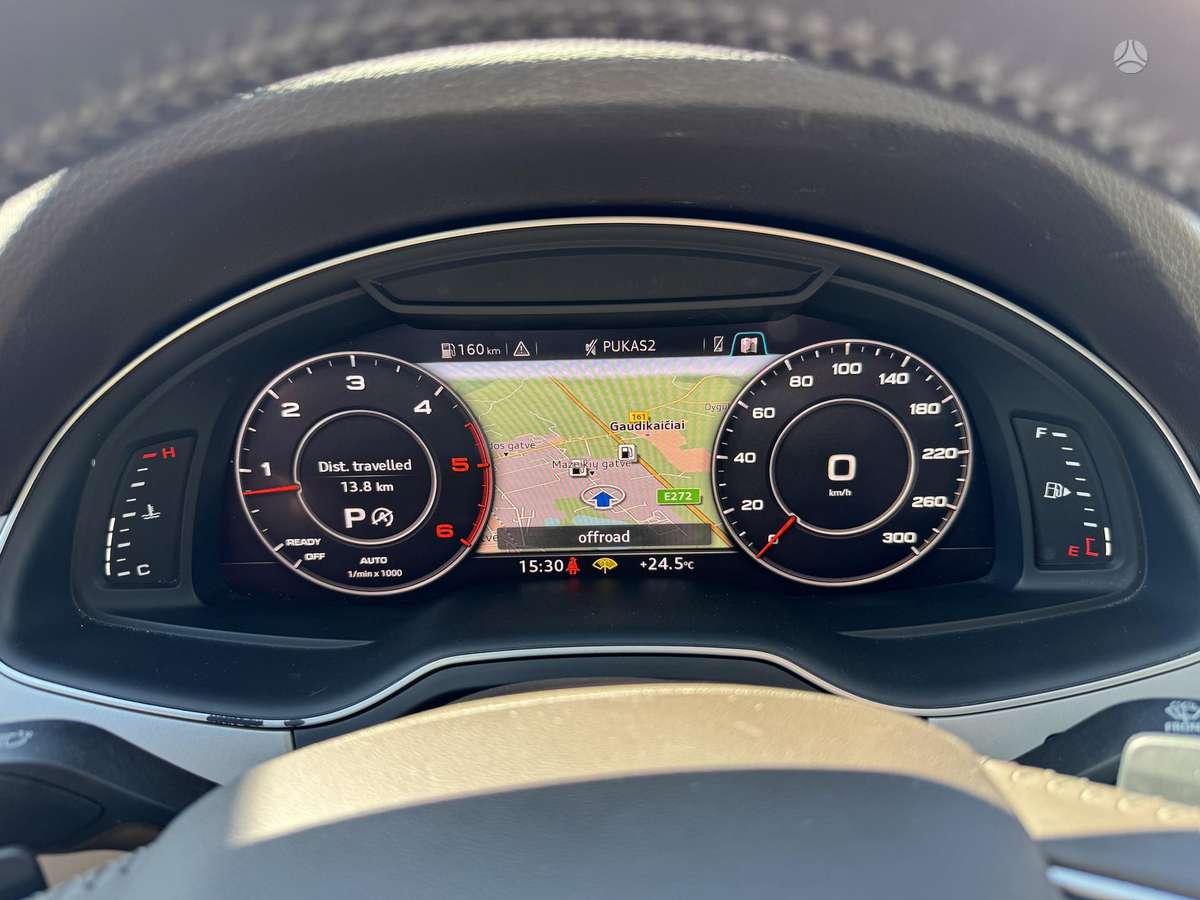 Audi Q7, 3.0 l., off-road / crossover