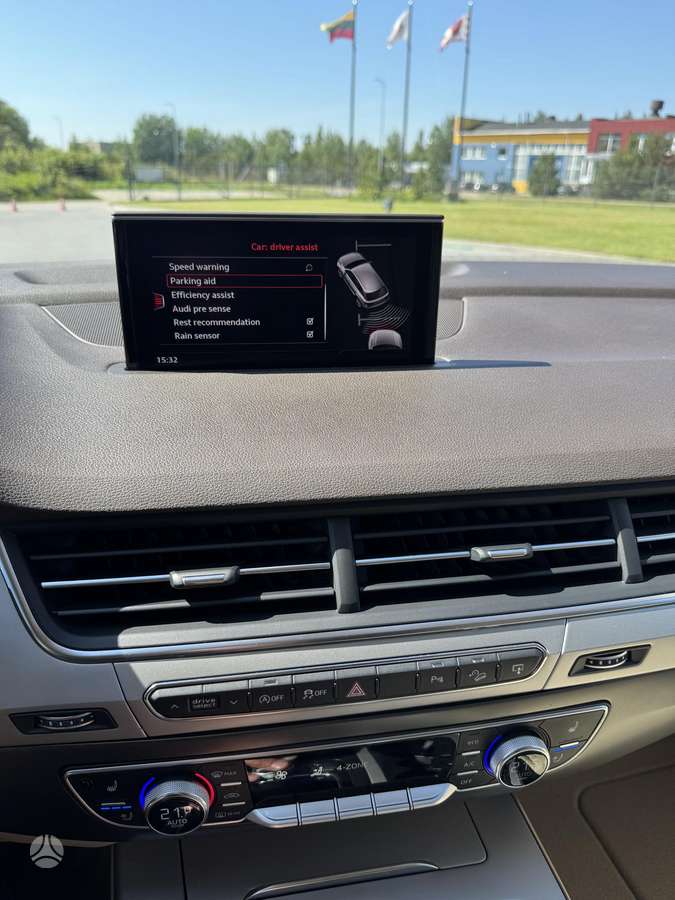 Audi Q7, 3.0 l., Внедорожник / Кроссовер