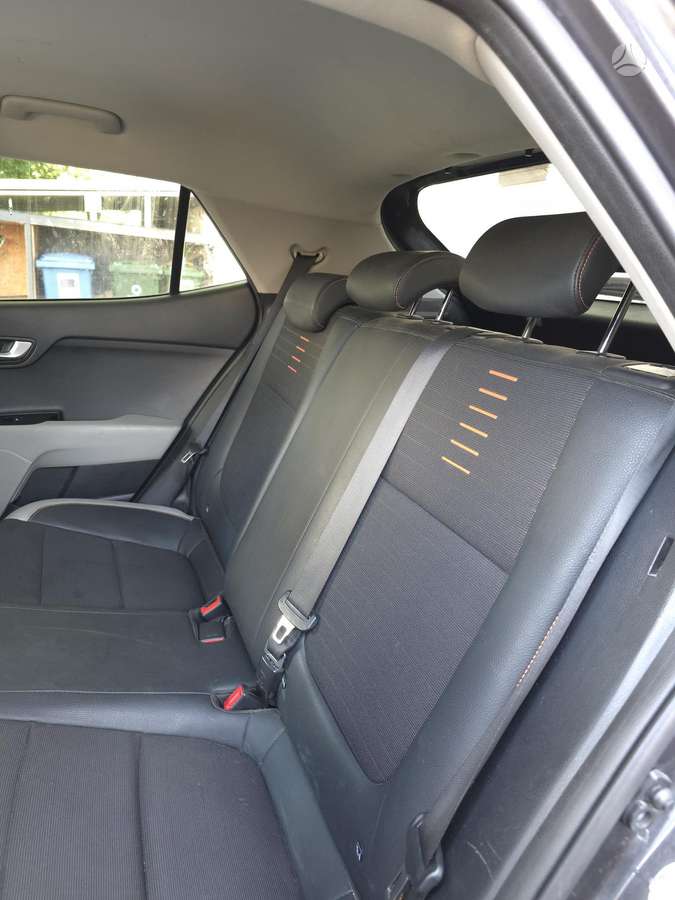 Kia Stonic, 1.6 l., hatchback